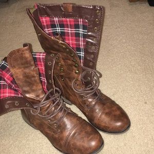 🍁 brown & plaid boots! 🍁